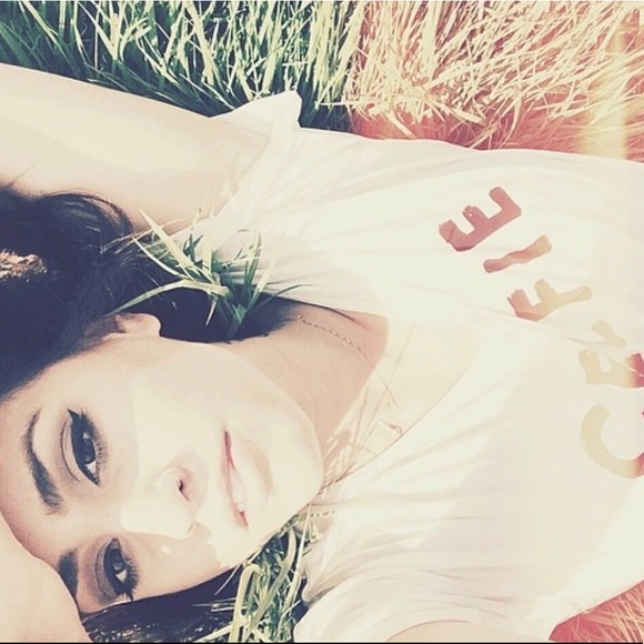 Meet your Posher, Sophia - Picture 3 of 3